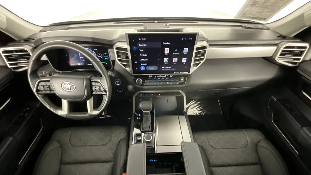 2023 Toyota Sequoia SR5