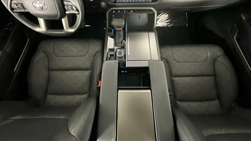 2023 Toyota Sequoia SR5
