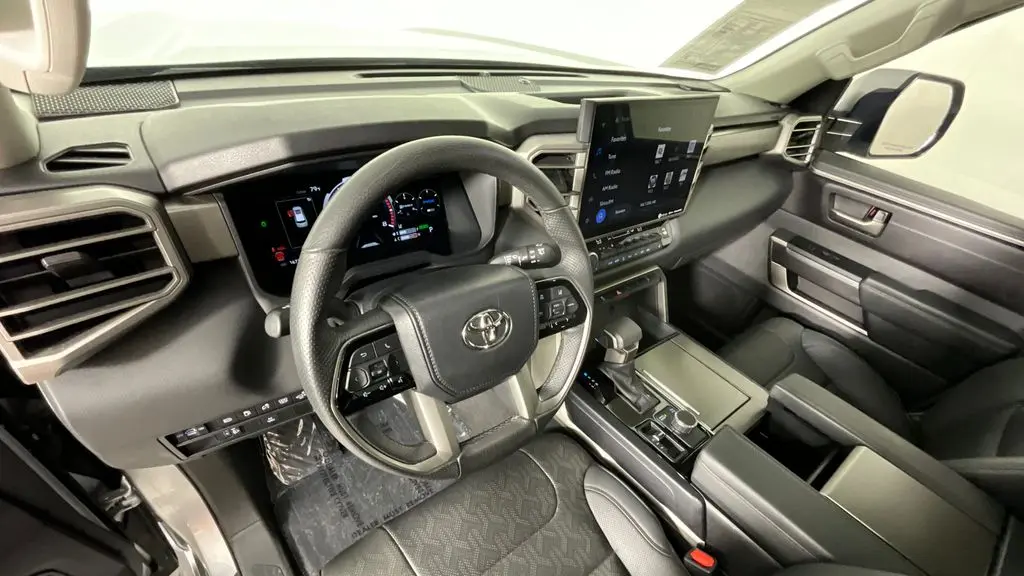 2023 Toyota Sequoia SR5