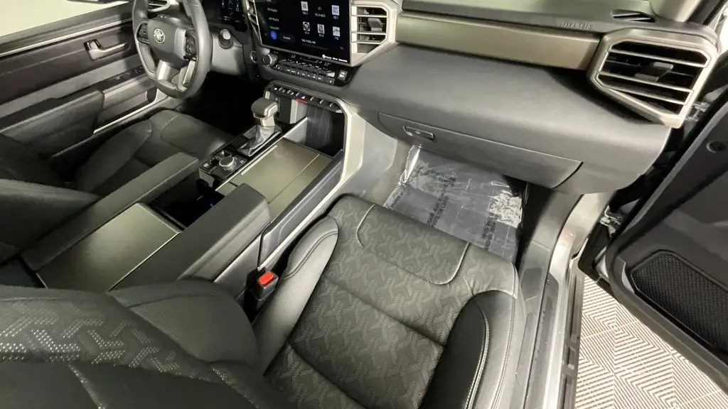 2023 Toyota Sequoia SR5
