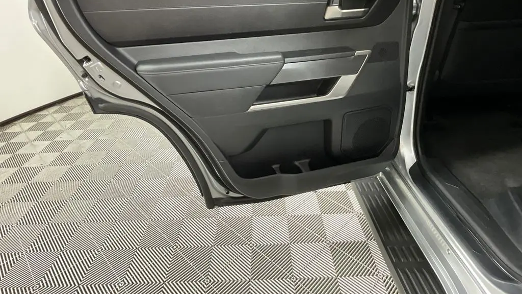 2023 Toyota Sequoia SR5
