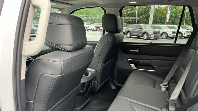2024 Toyota Sequoia SR5