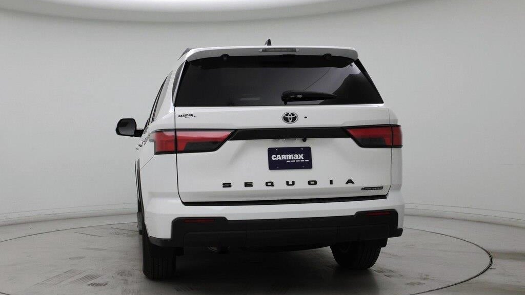 2025 Toyota Sequoia SR5