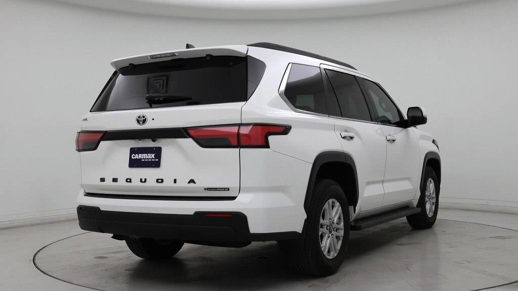 2025 Toyota Sequoia SR5