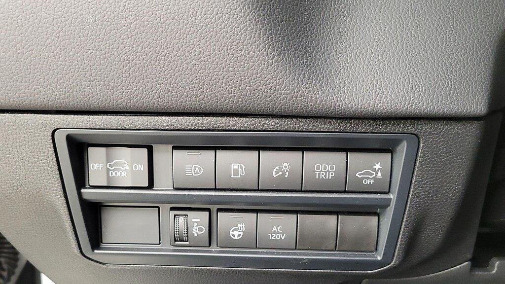 2025 Toyota Sequoia SR5
