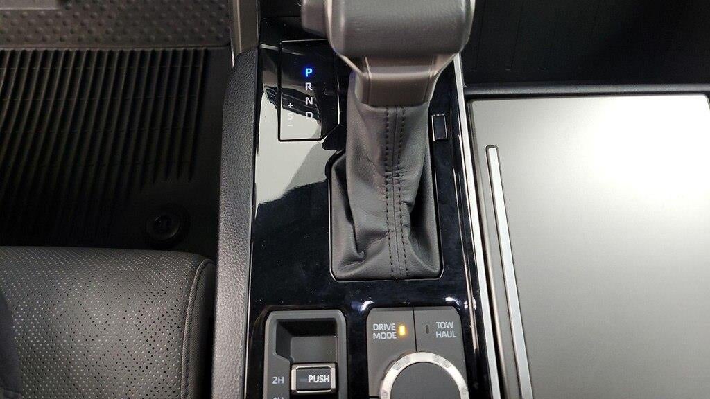 2025 Toyota Sequoia SR5