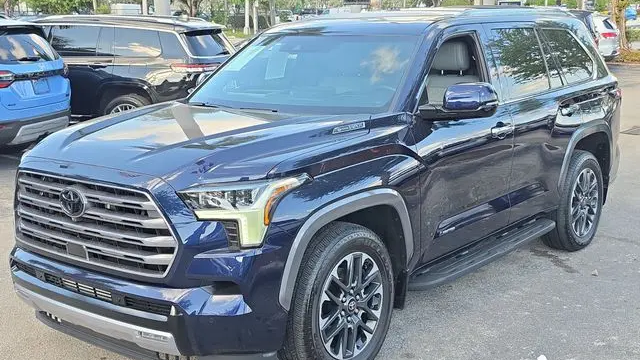2025 Toyota Sequoia SR5