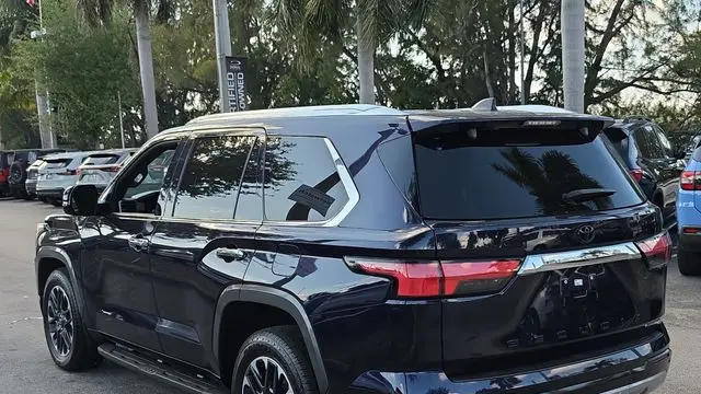 2025 Toyota Sequoia SR5