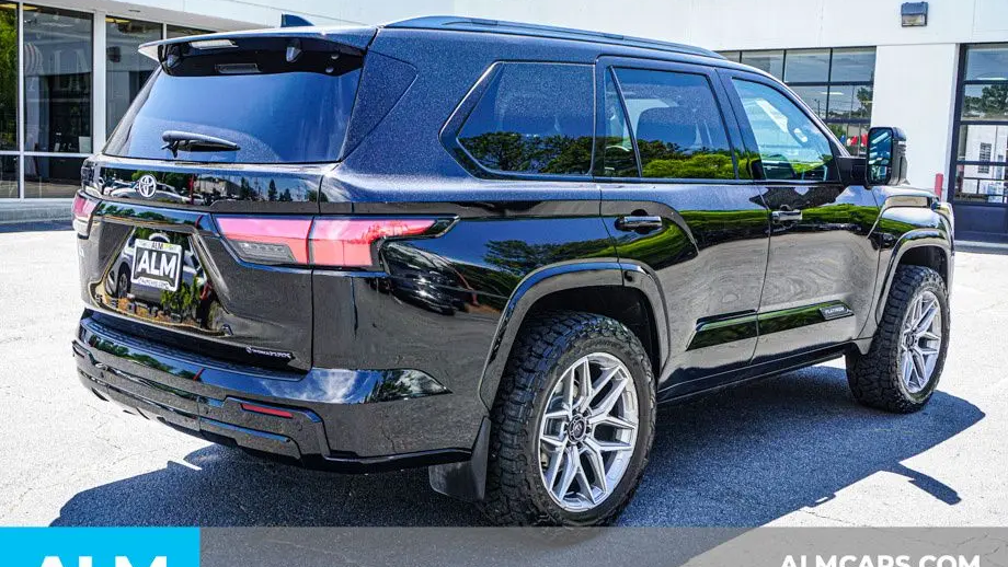 2025 Toyota Sequoia Platinum