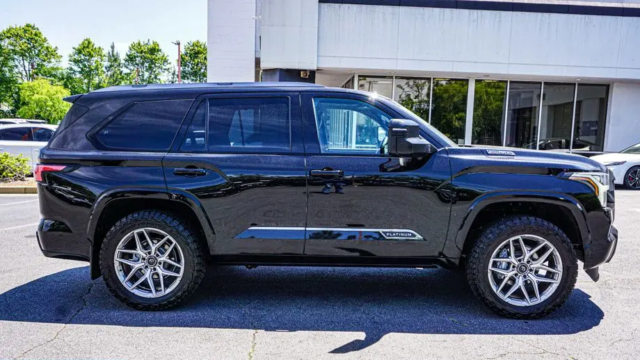 2025 Toyota Sequoia Platinum