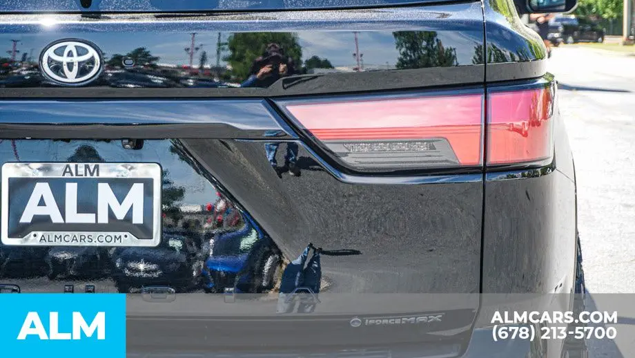 2025 Toyota Sequoia Platinum