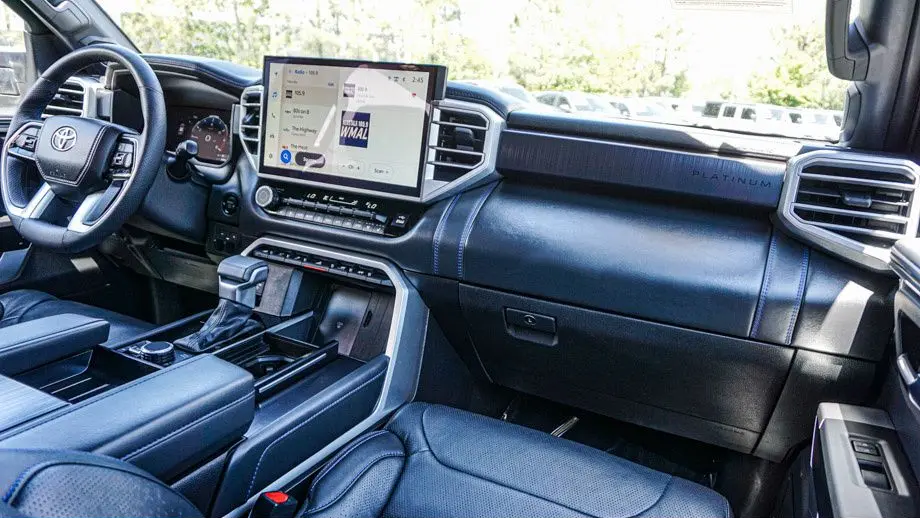 2025 Toyota Sequoia Platinum