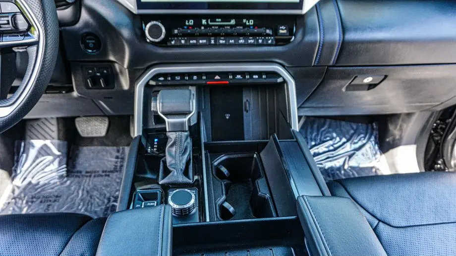 2025 Toyota Sequoia Platinum