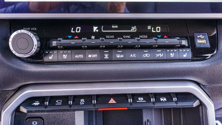 2025 Toyota Sequoia Platinum