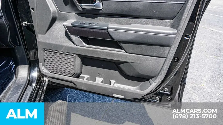 2025 Toyota Sequoia Platinum