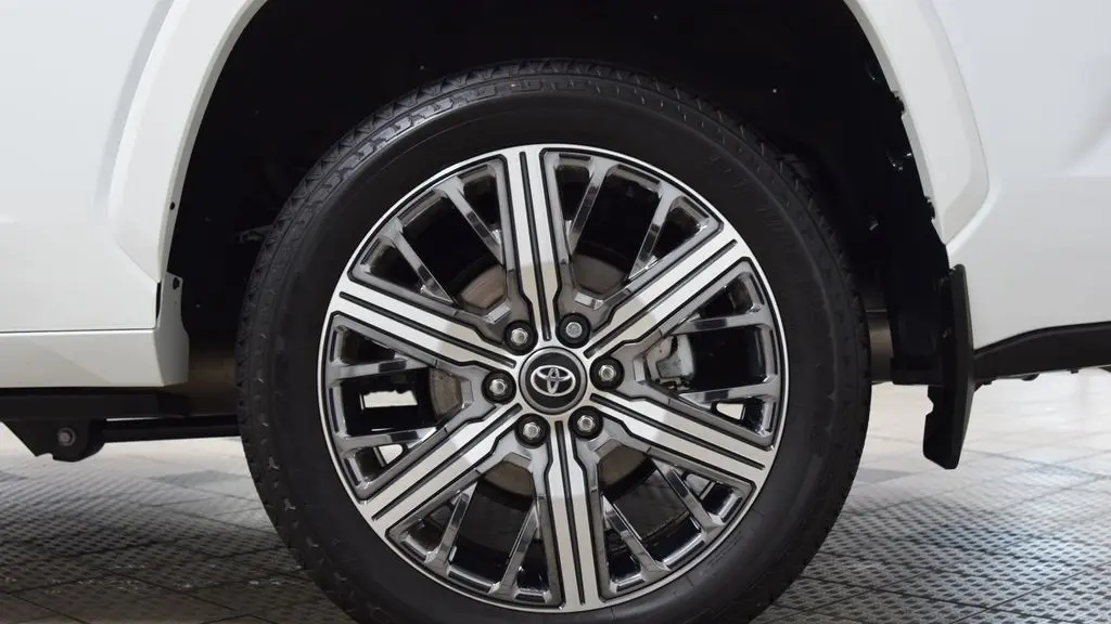 2025 Toyota Sequoia Capstone