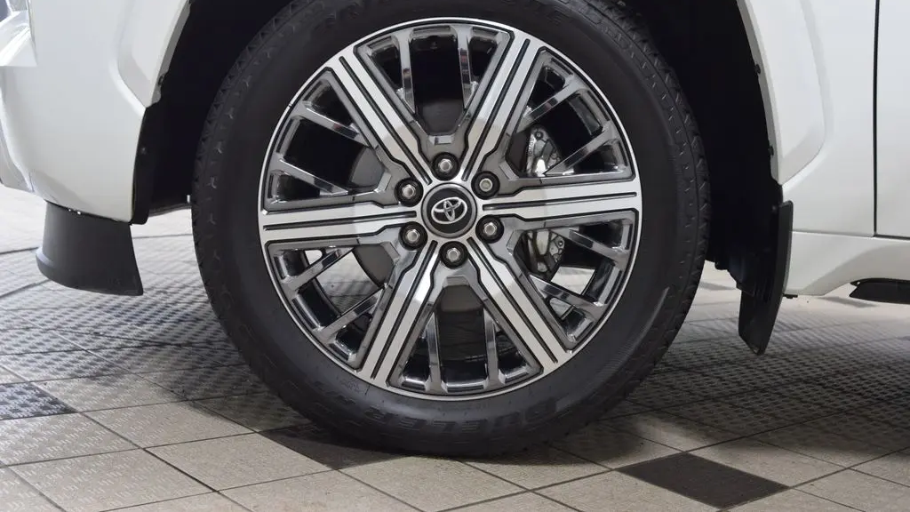 2025 Toyota Sequoia Capstone
