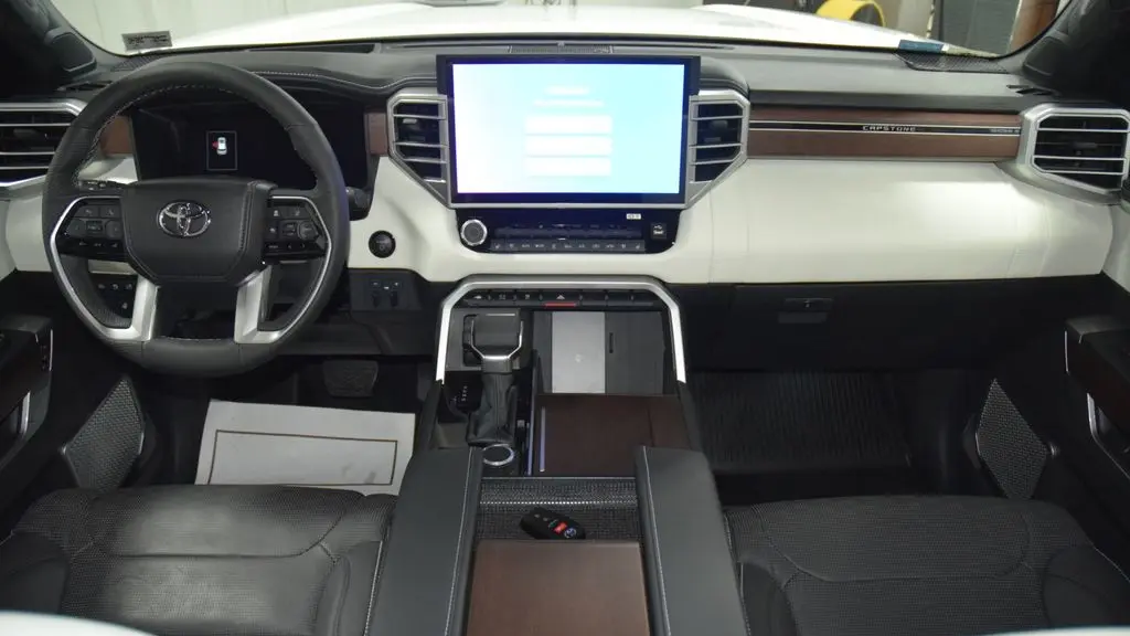2025 Toyota Sequoia Capstone