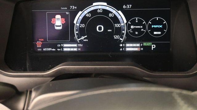 2024 Toyota Sequoia SR5