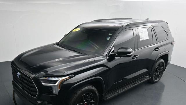 2024 Toyota Sequoia SR5