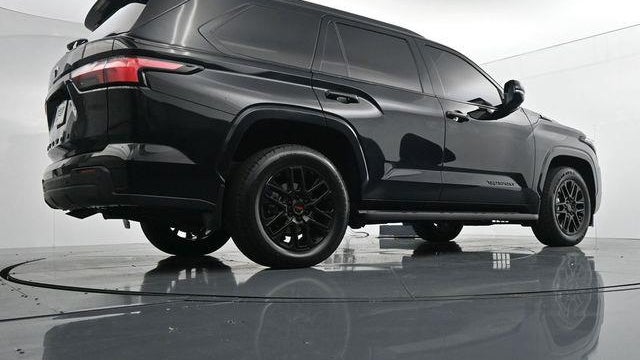 2024 Toyota Sequoia SR5