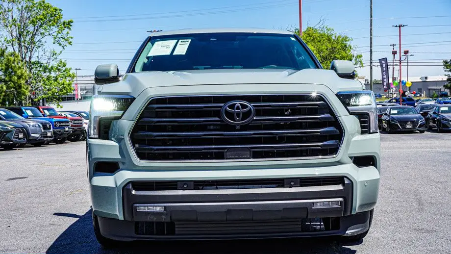 2024 Toyota Sequoia SR5