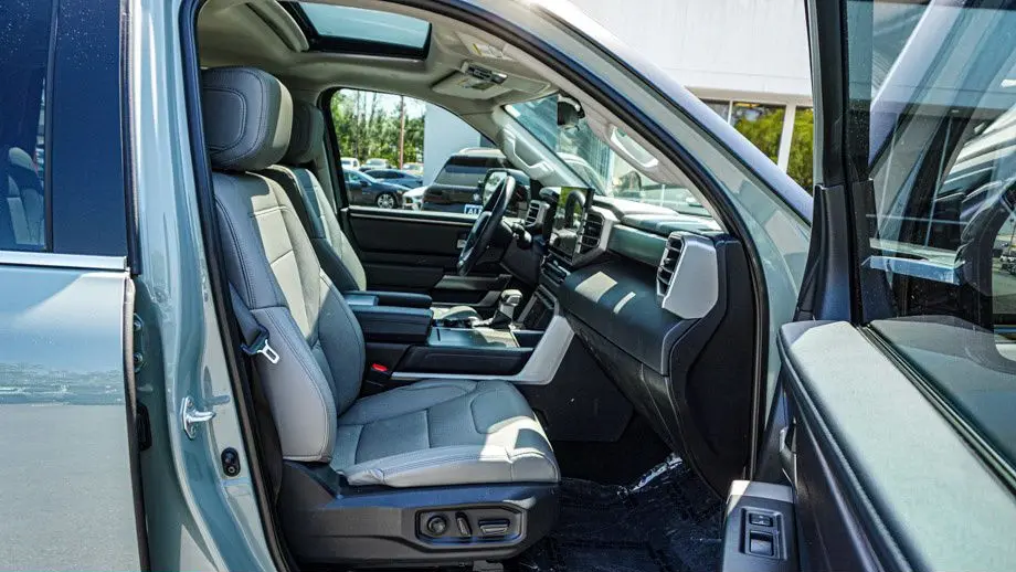 2024 Toyota Sequoia SR5