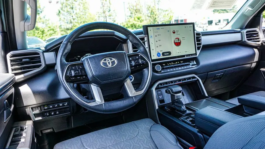 2024 Toyota Sequoia SR5