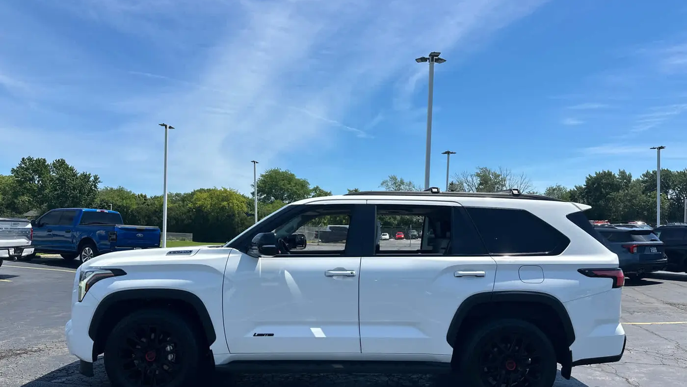 2024 Toyota Sequoia SR5