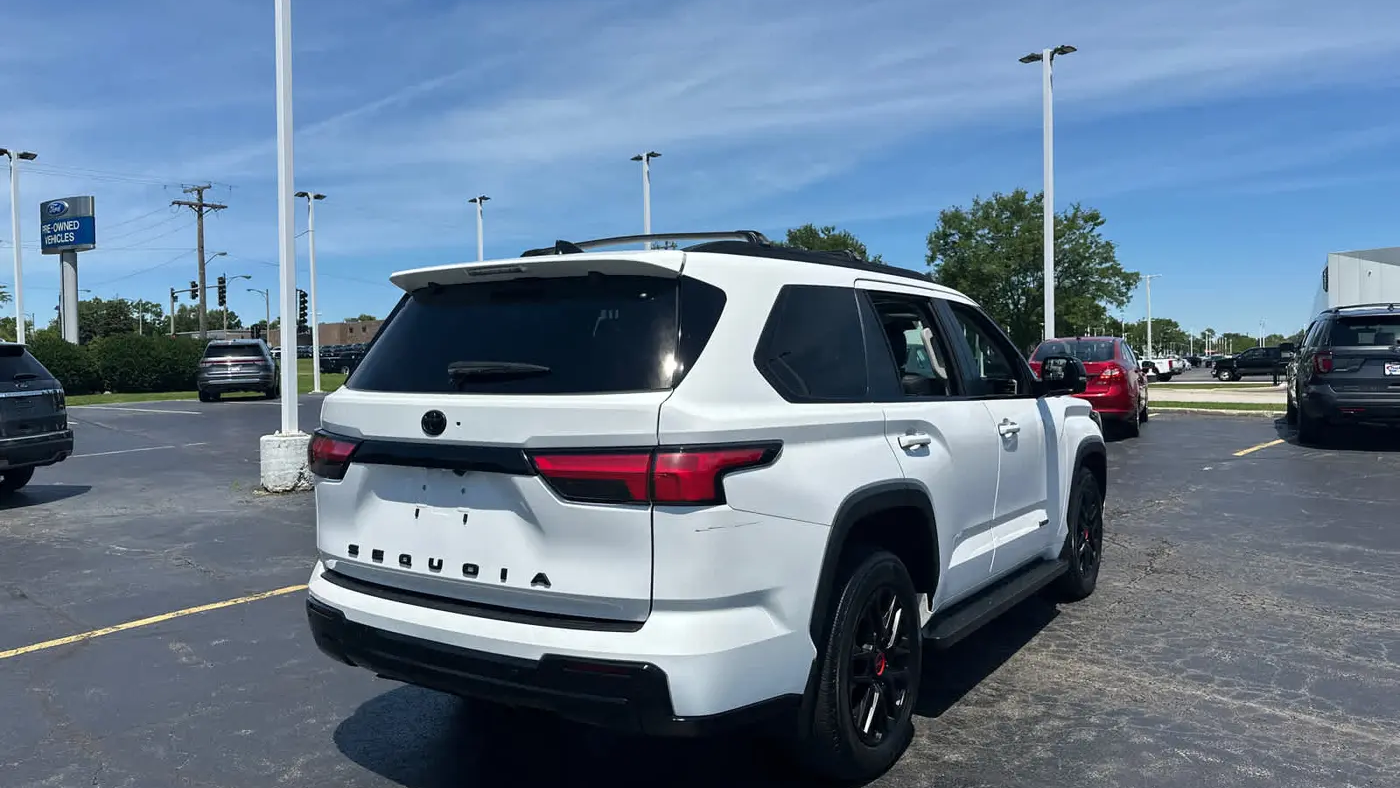 2024 Toyota Sequoia SR5