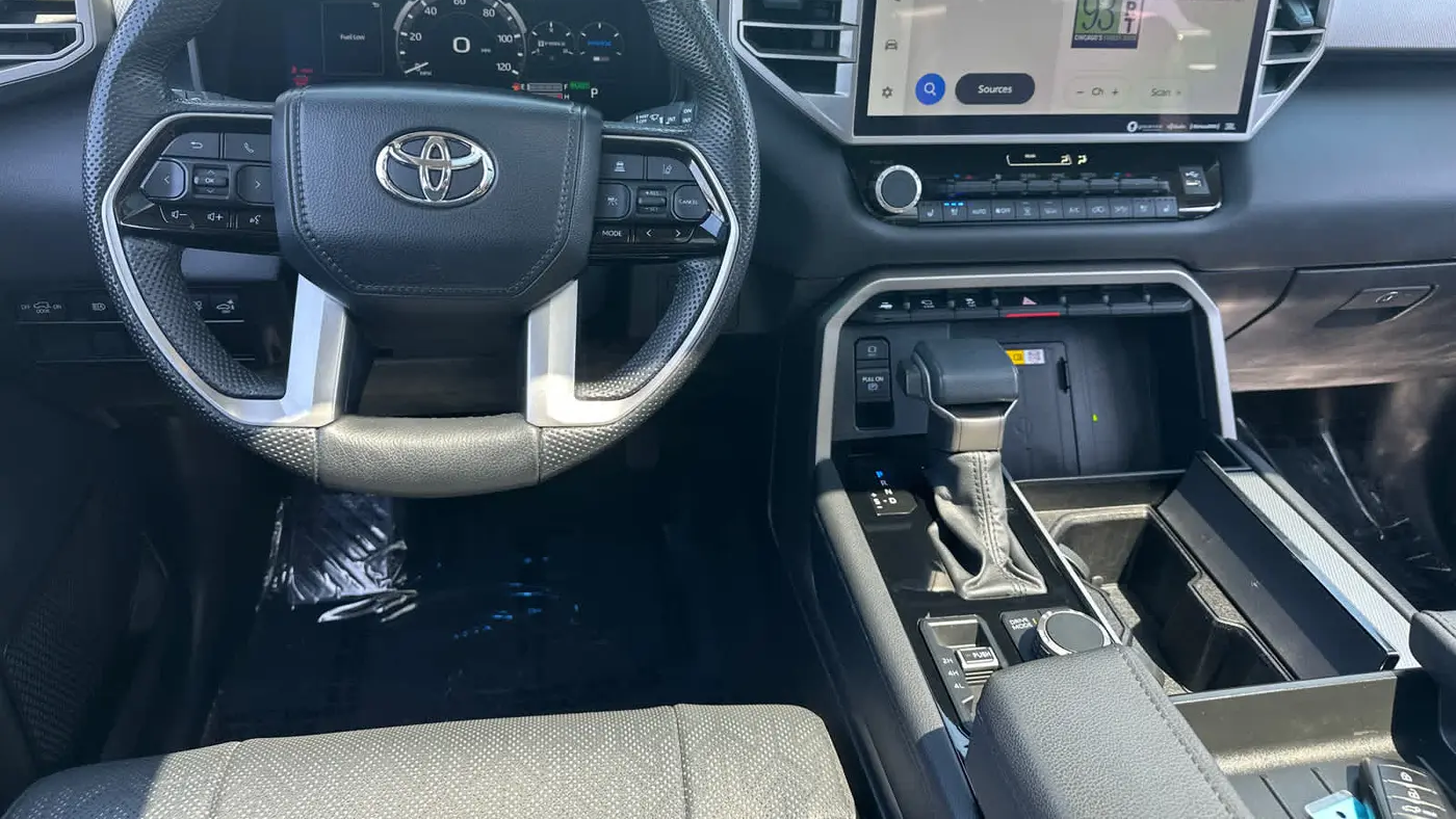 2024 Toyota Sequoia SR5