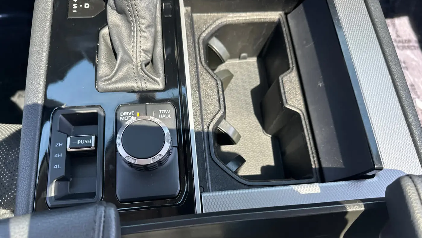 2024 Toyota Sequoia SR5