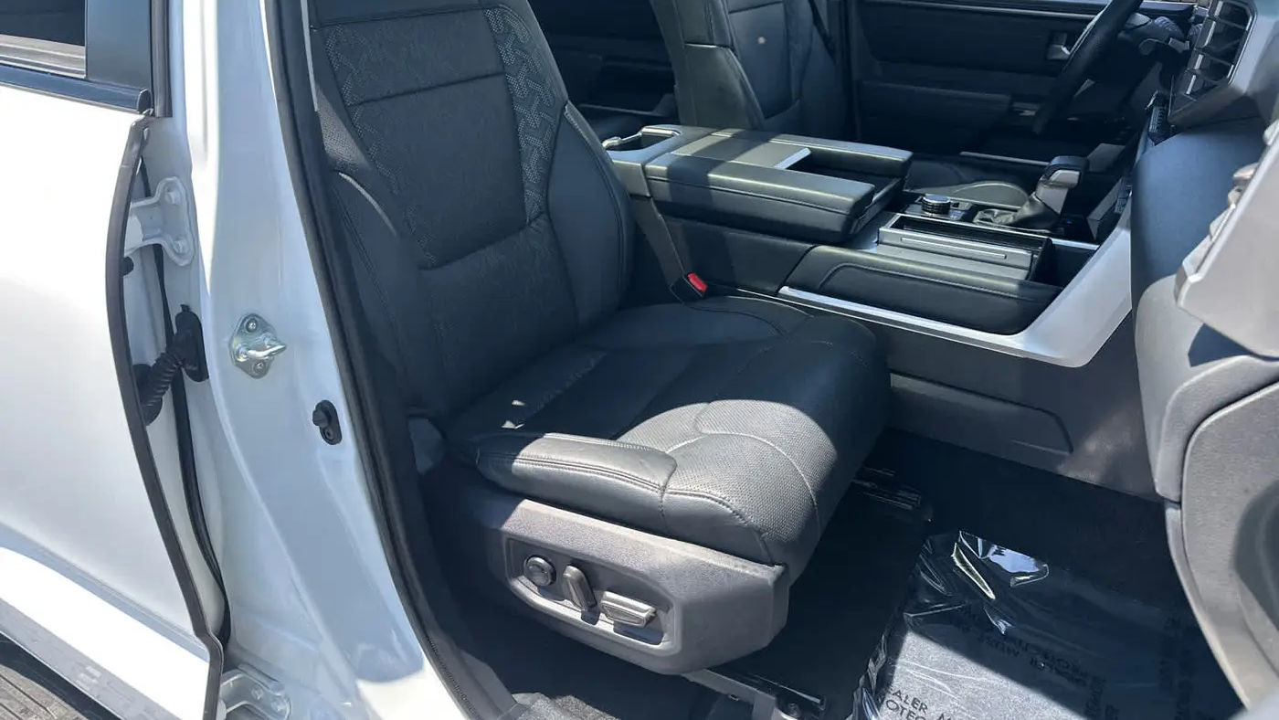 2024 Toyota Sequoia SR5
