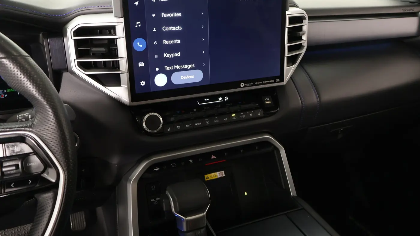 2024 Toyota Sequoia SR5