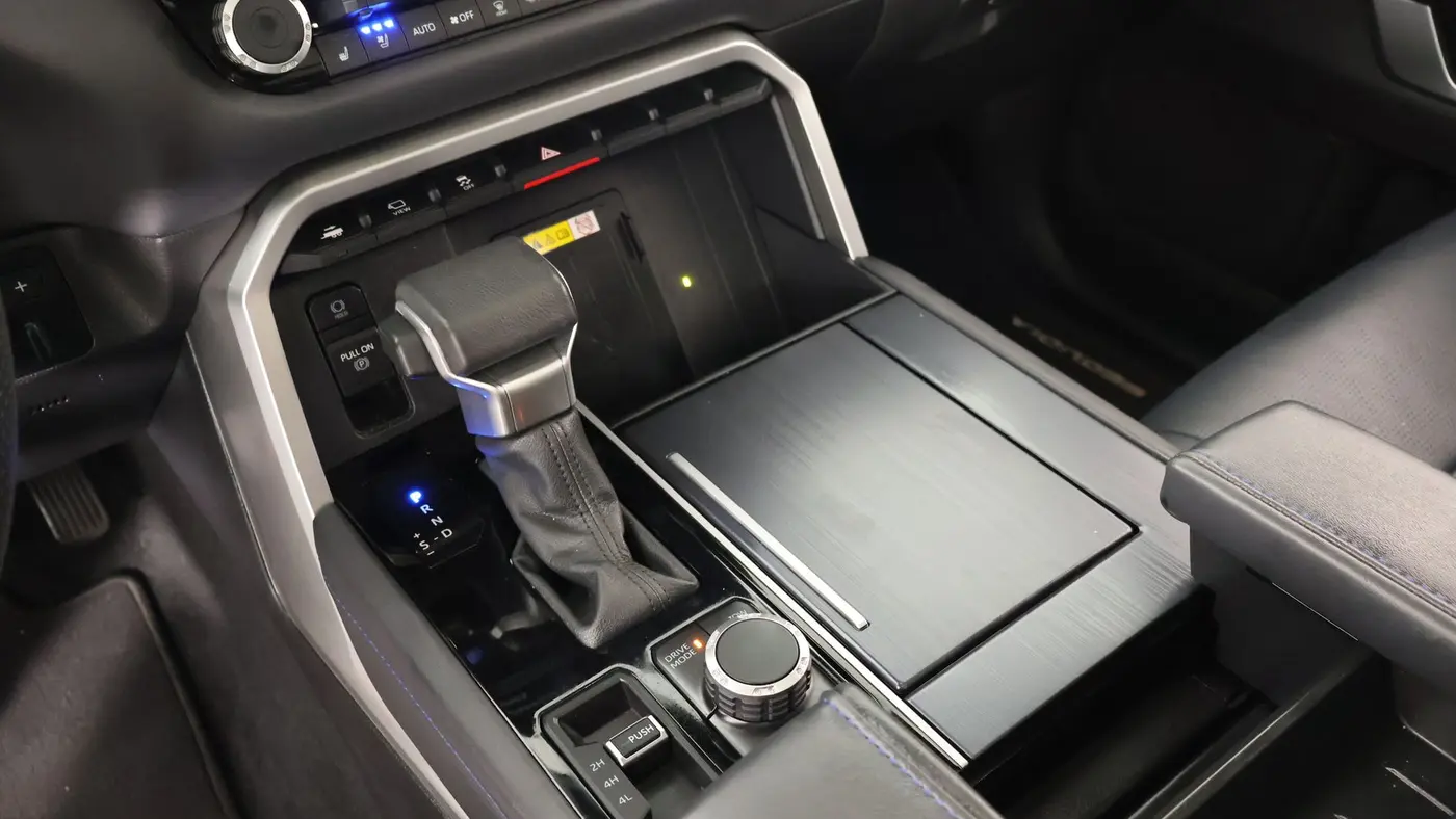 2024 Toyota Sequoia SR5