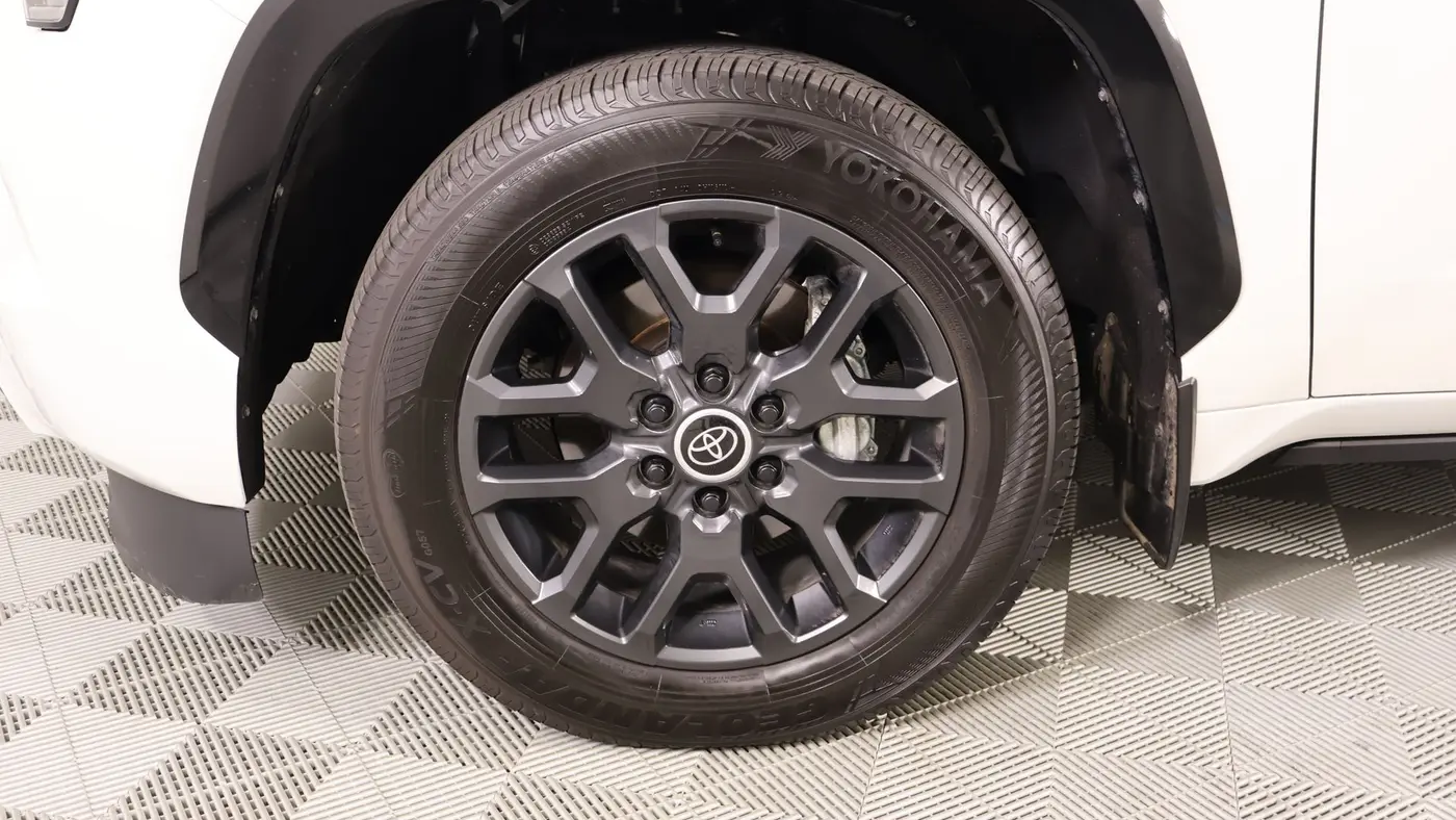 2024 Toyota Sequoia SR5