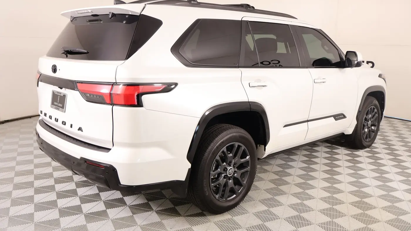 2024 Toyota Sequoia SR5