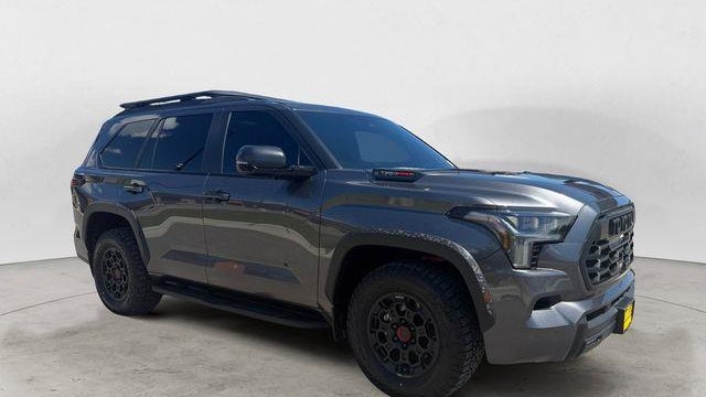 2025 Toyota Sequoia SR5