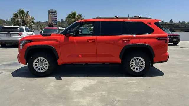 2023 Toyota Sequoia SR5