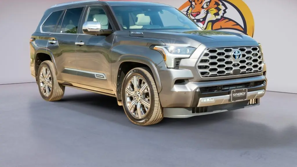 2024 Toyota Sequoia SR5