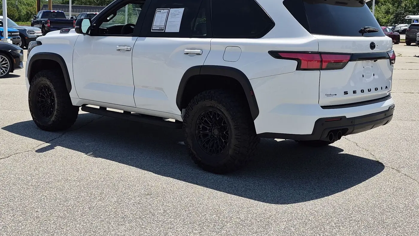 2025 Toyota Sequoia SR5