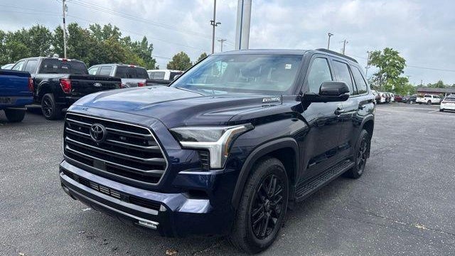 2025 Toyota Sequoia SR5