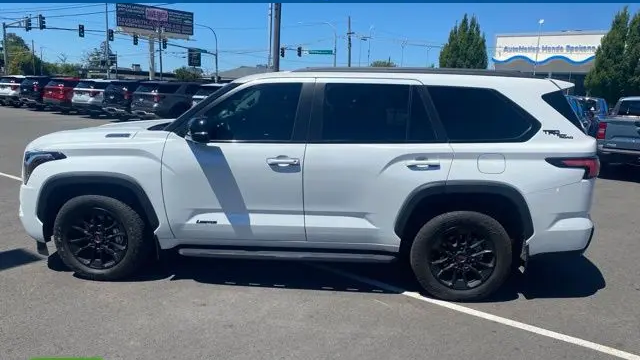 2024 Toyota Sequoia SR5