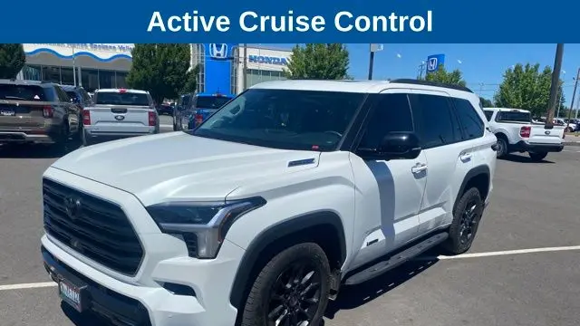 2024 Toyota Sequoia SR5