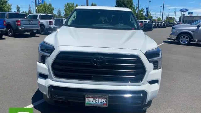 2024 Toyota Sequoia SR5