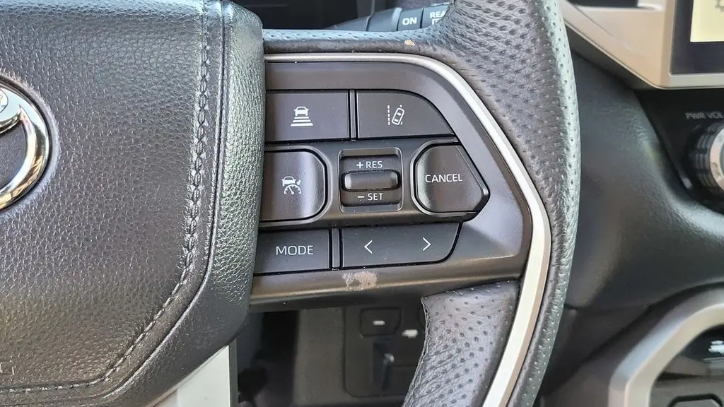 2025 Toyota Sequoia SR5