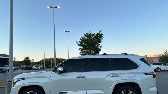 2023 Toyota Sequoia SR5
