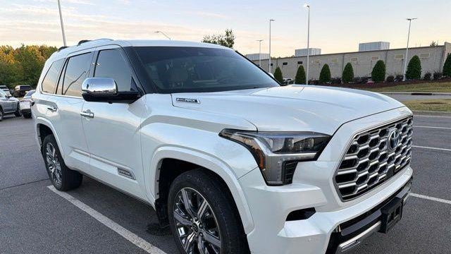 2023 Toyota Sequoia SR5