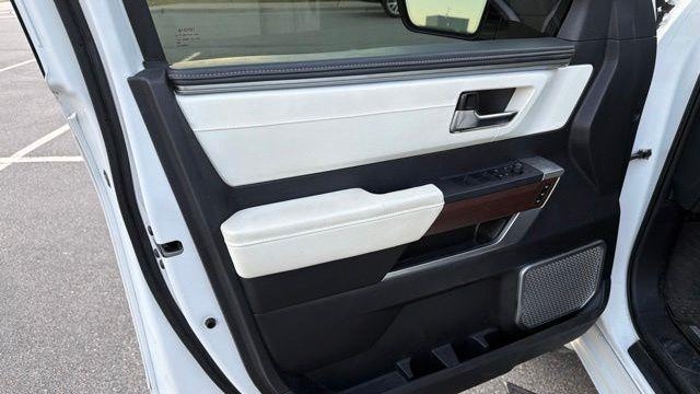 2023 Toyota Sequoia SR5