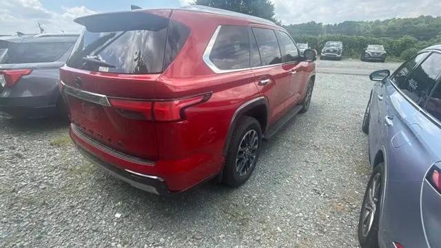 2024 Toyota Sequoia SR5
